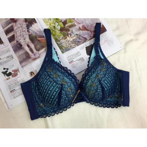 Rocking sparkling lace bra. Graceful focus. Romantic turtleneck. A/B/C/D - soft steel band.