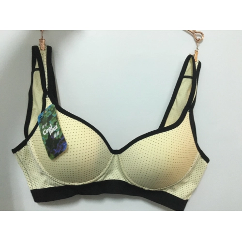 Dot pattern unlined breathable and comfortable underwear with 2 row fasteners. 3-piece set.