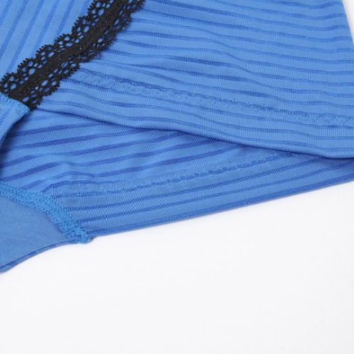 Striped smooth surface fashionable functional low spine heart crescent deep V adjustment to underwear matching underwear