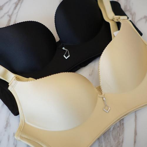 無鋼圈輕透氣一片式無痕修副乳內衣