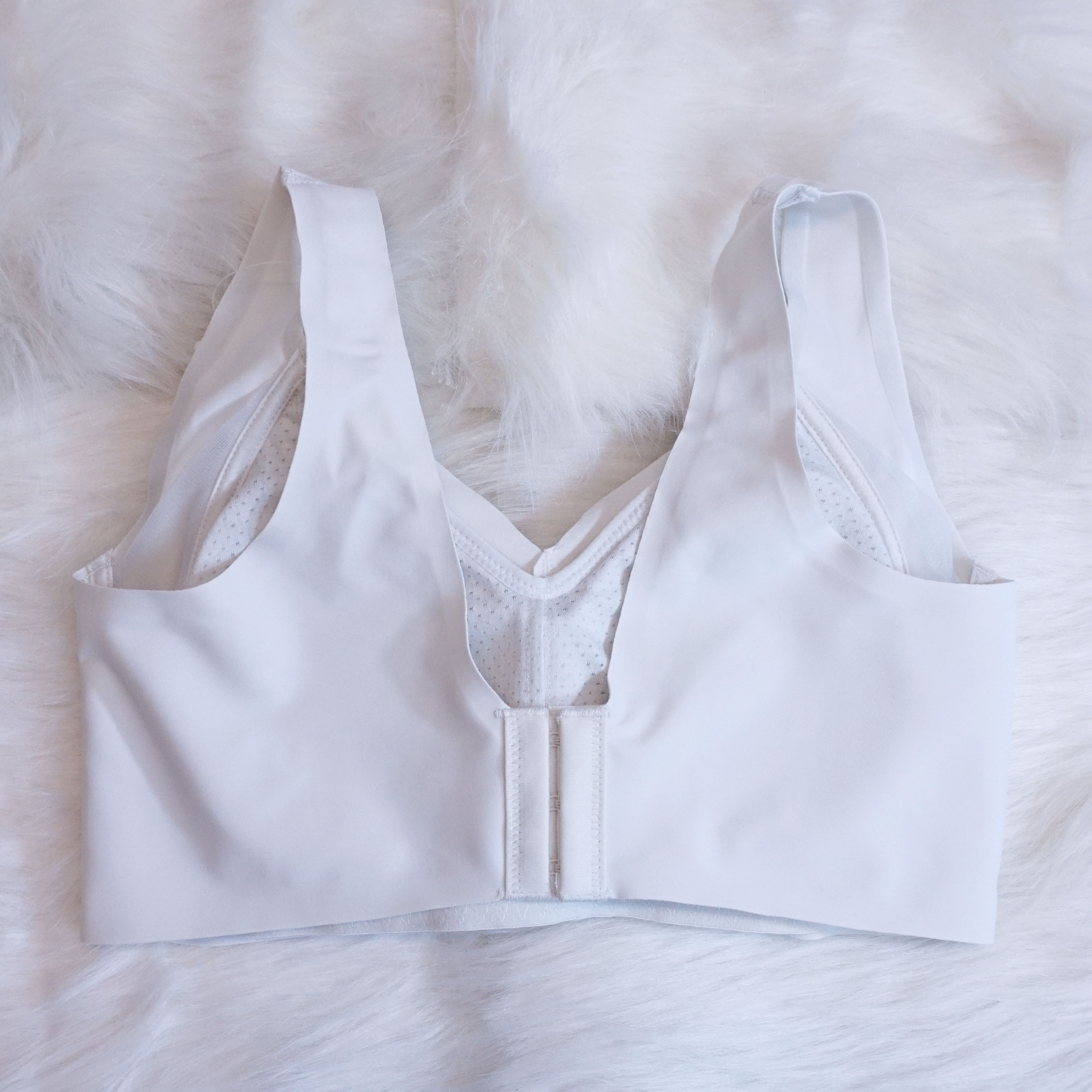 大碼光面無痕運動睡眠內衣