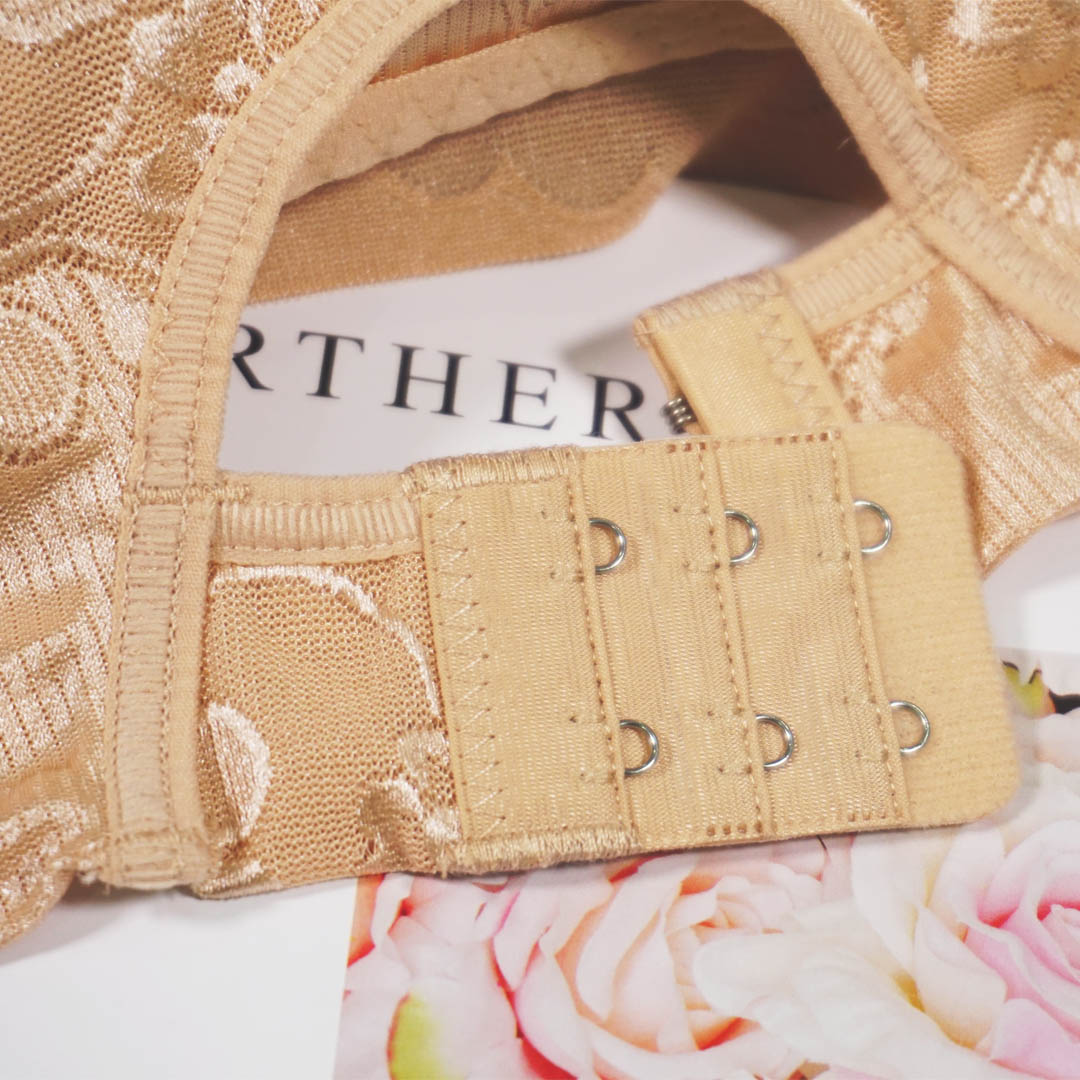 全罩杯無鋼圈側收副乳背心式内衣