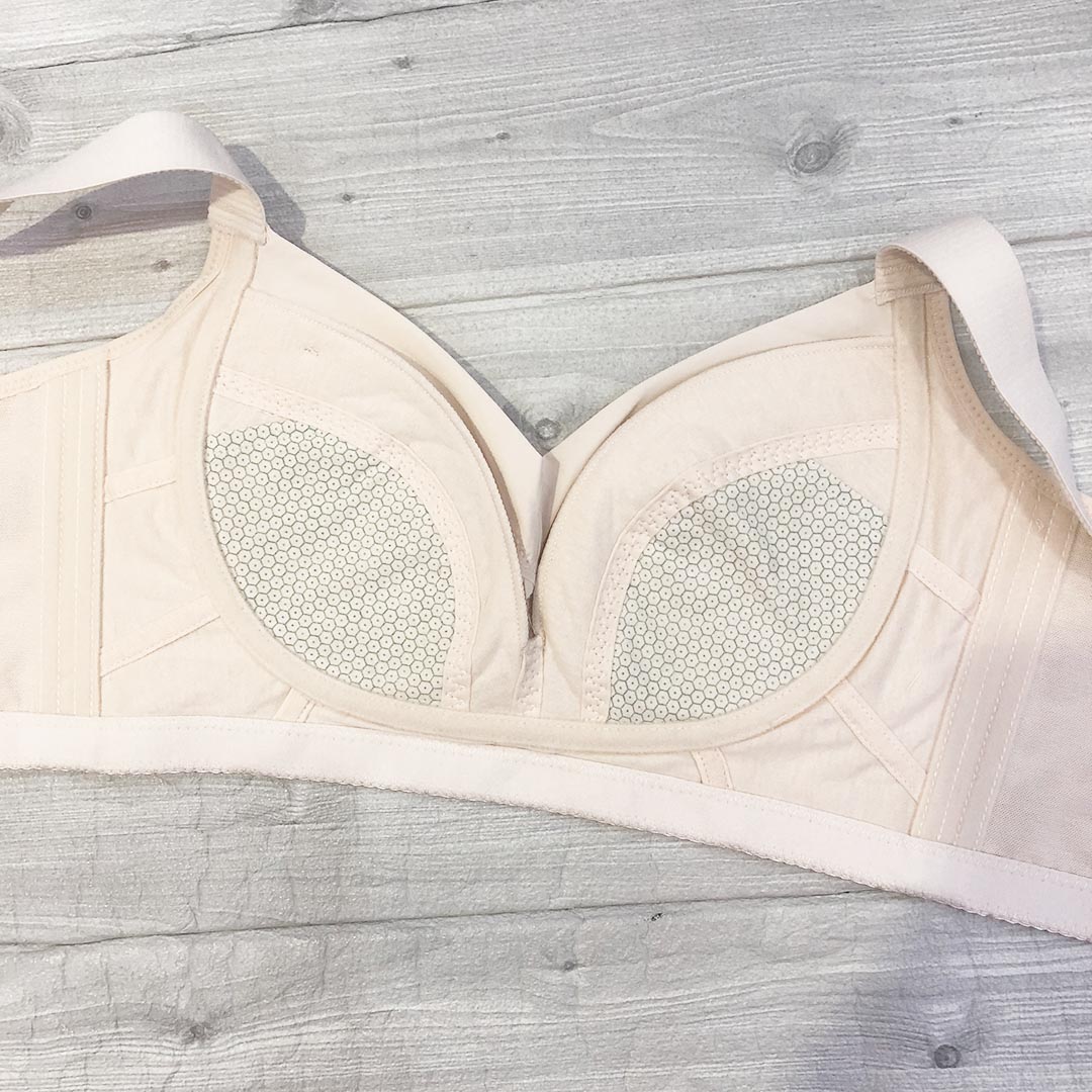 薄款一片設計無鋼圈調整型收副乳內衣