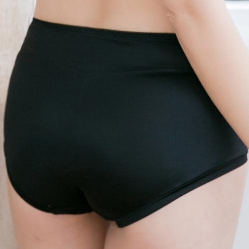Comfortable, pressure free, and steel rimless underwear with matching underwear