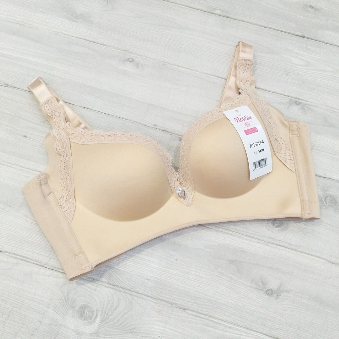 一片式光面舒適無痕調整收副乳內衣