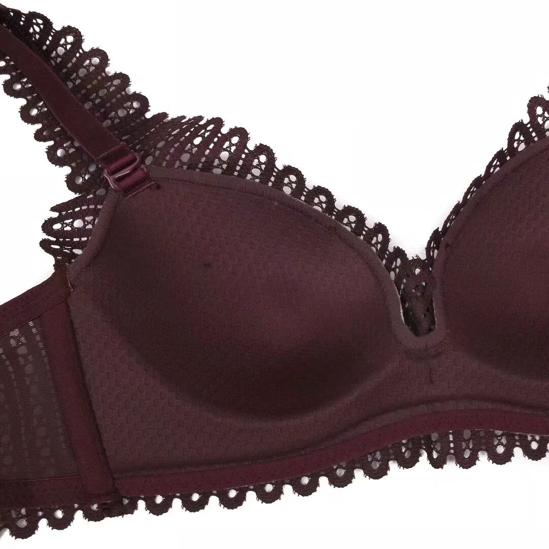 唯美性感鏤空蕾絲深V薄杯無鋼圈寬肩帶內衣 -加送褲仔