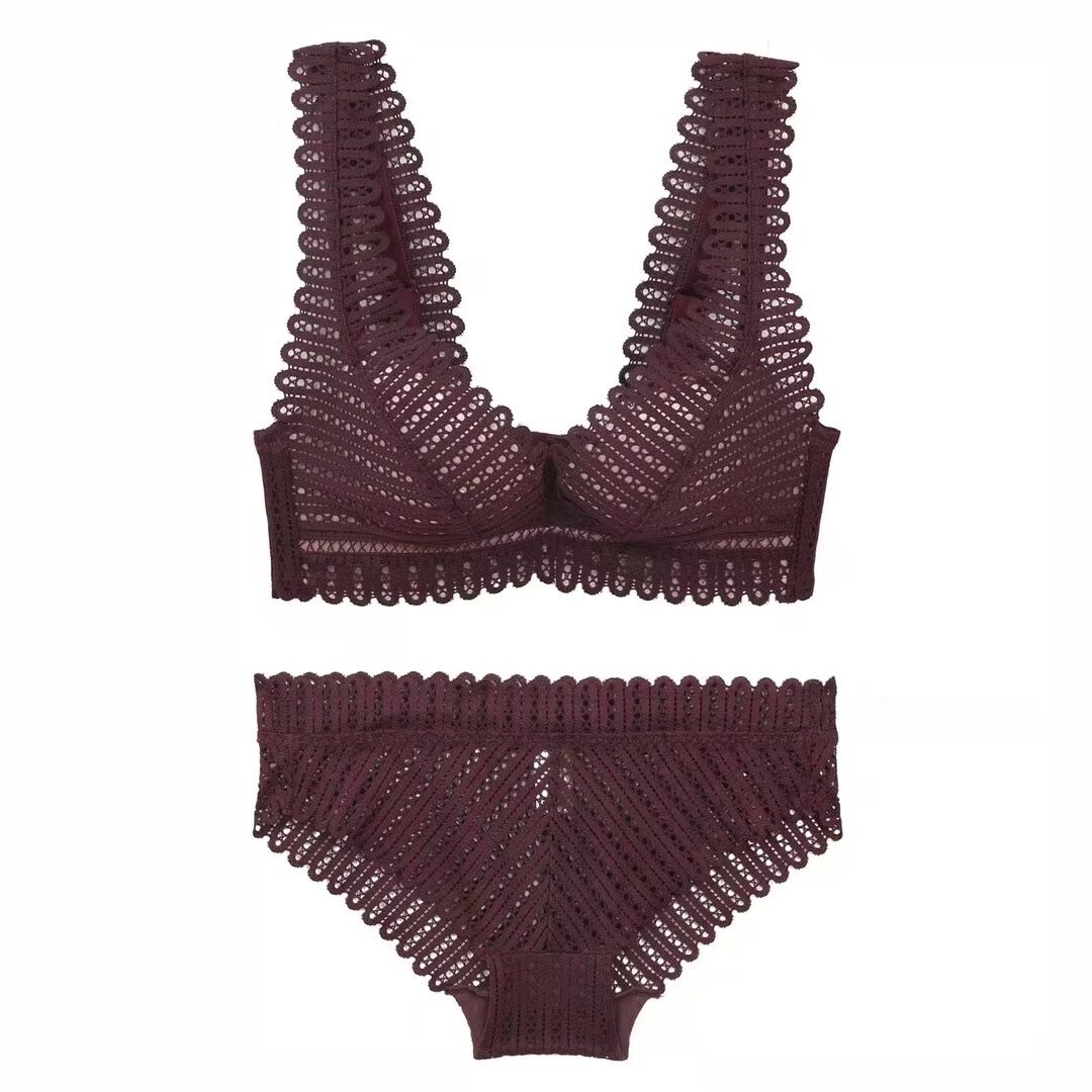 唯美性感鏤空蕾絲深V薄杯無鋼圈寬肩帶內衣 -加送褲仔