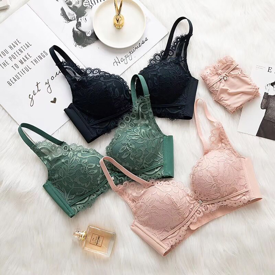 簡約輕盈嬰兒棉透氣深V無鋼圈蕾絲內衣