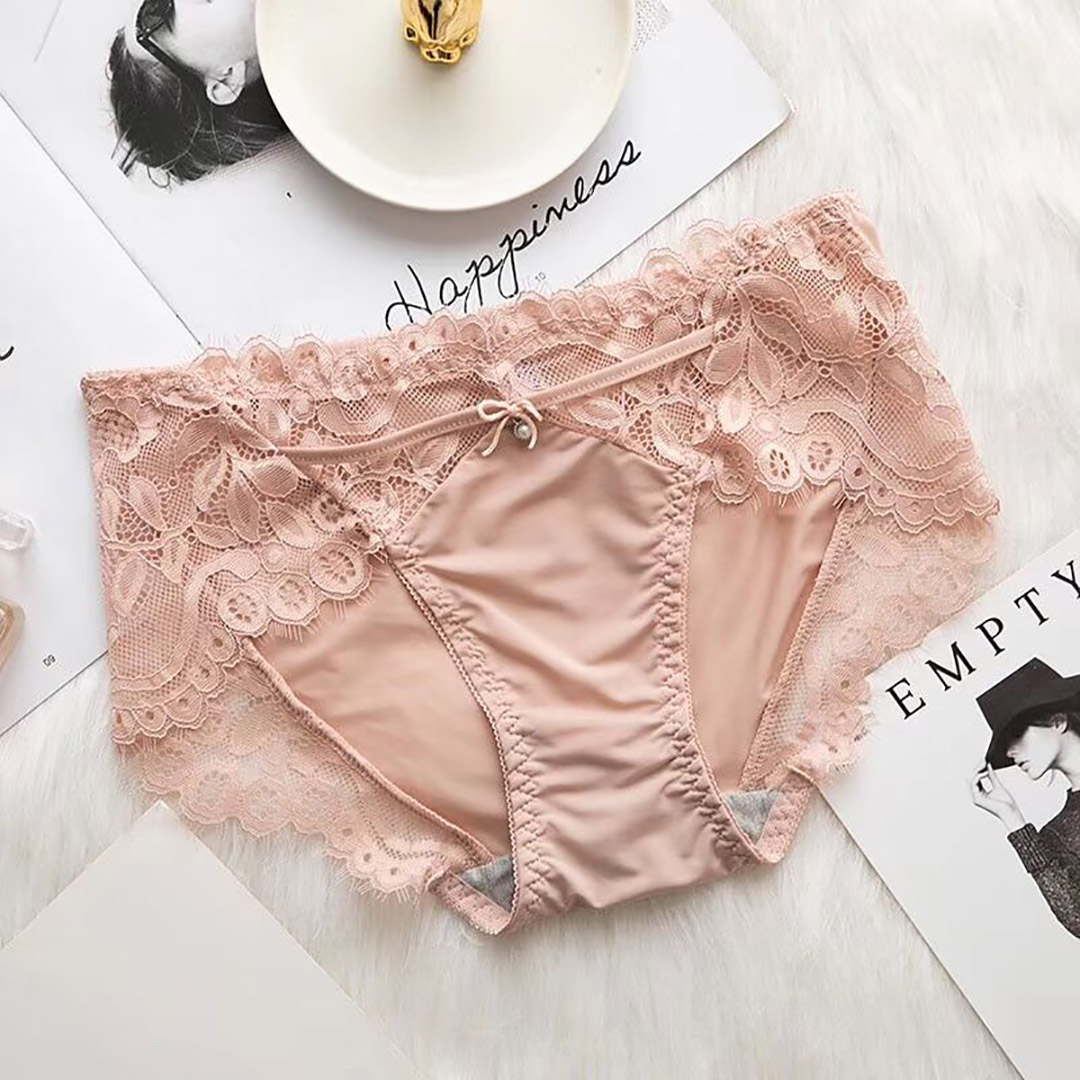 簡約輕盈嬰兒棉透氣深V無鋼圈蕾絲內衣