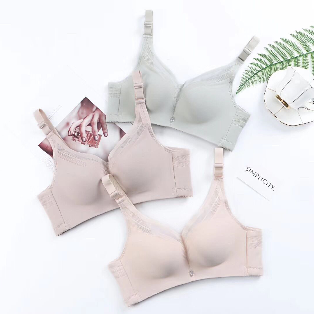 大胸顯小，全罩杯聚攏上托側收無痕內衣