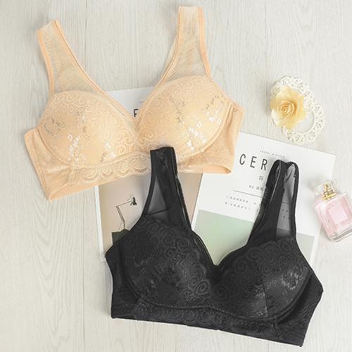 時尚蕾絲花邊網紗透氣加寬肩帶，聚攏收副乳内衣