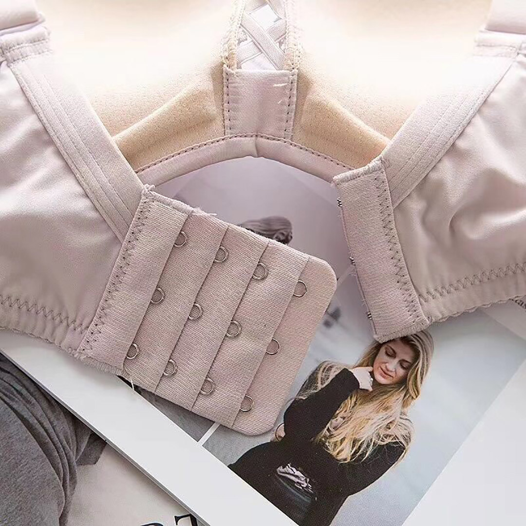 交叉綁帶深V聚攏浪漫蕾絲無鋼圈薄杯內衣