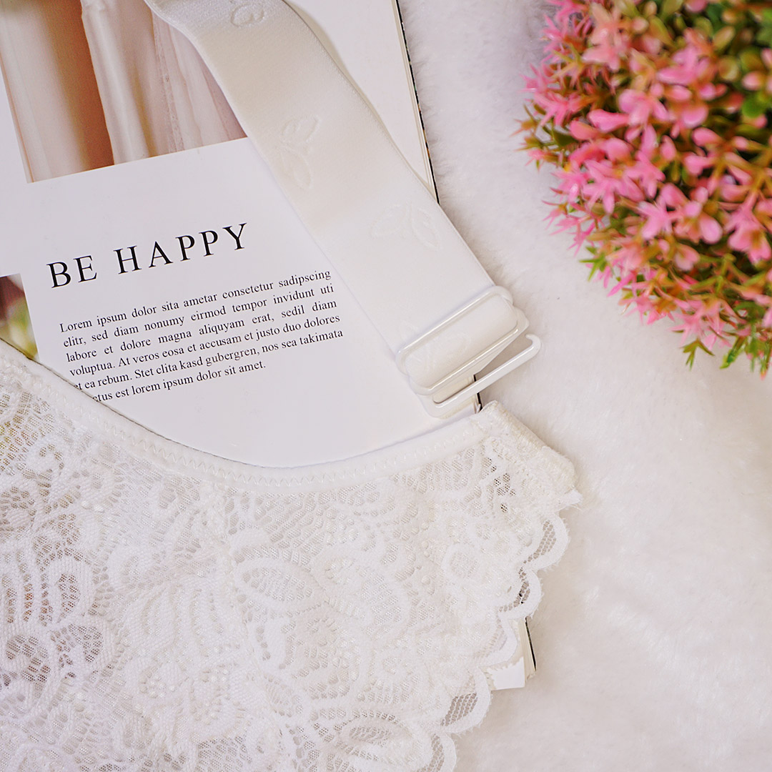 前交叉扭力大罩杯、薄杯防突點蕾絲聚攏舒適 記憶鋼圈内衣 36-52 碼