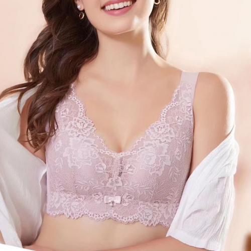 無鋼圈大胸顯小CD杯柔軟羽絨棉蕾絲寬肩帶防下垂無痕內衣