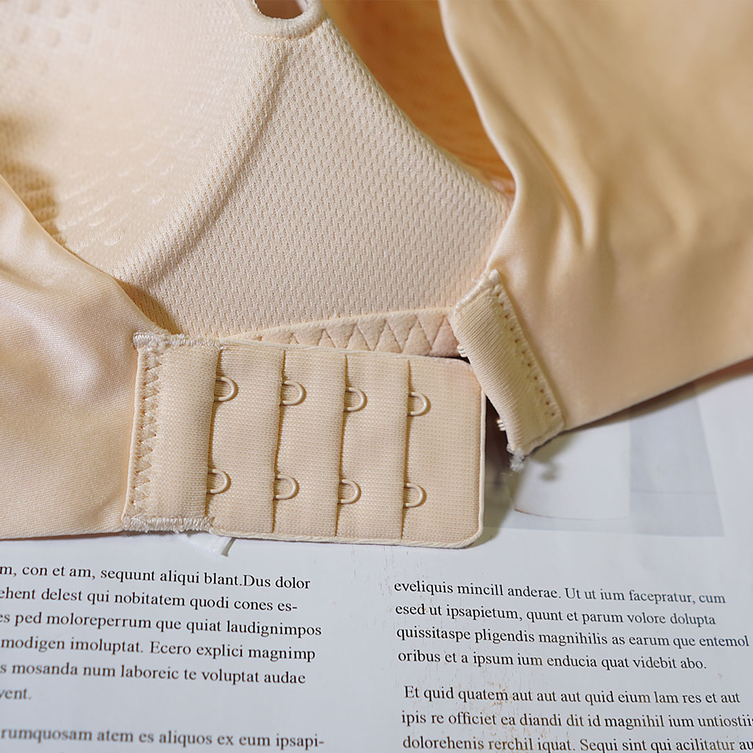 薄款大CD杯舒適無痕防走光防下垂調整型無磁内衣