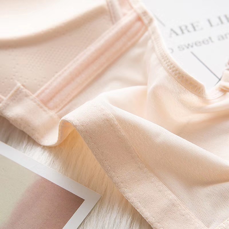 性感蕾絲邊，大碼寬肩帶薄款聚攏上托無痕內衣