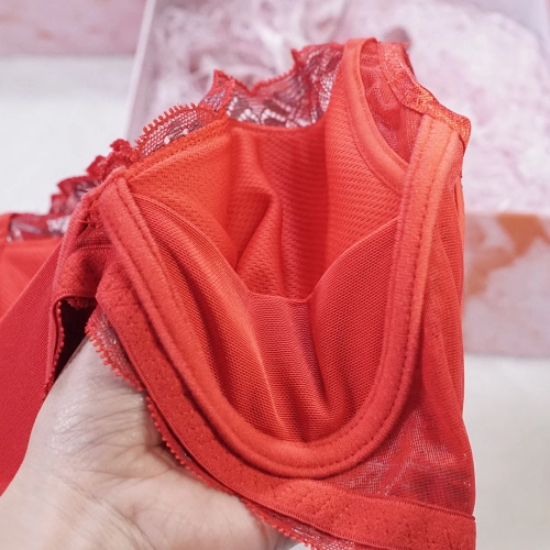 【No-Ring Easy-On】Attractive Cool-Themed Low-Back Innerwear with Heart Support and Cup - Purple Pink Skin Red