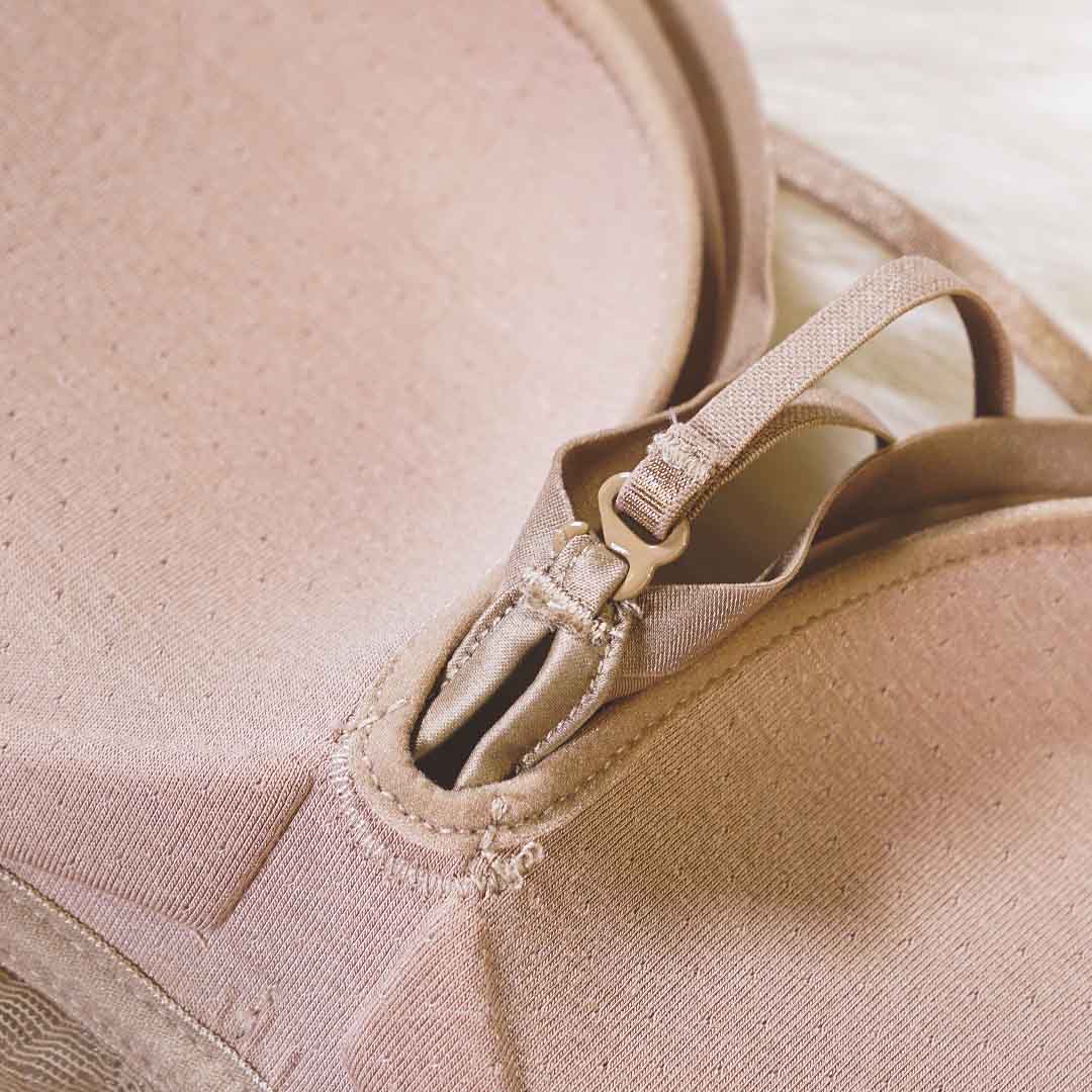 光感絲滑無痕遮胃腩-法式內衣-立體針孔杯