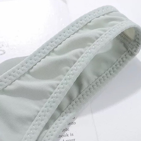 光面舒適無痕無鋼圈集中上托內衣-軟透氣杯