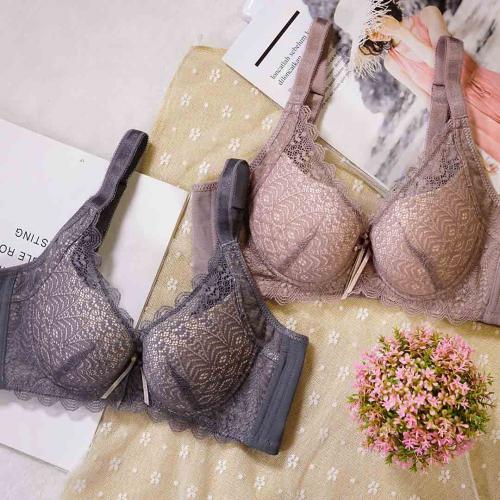 Sleek and seamless bra without steel underwire