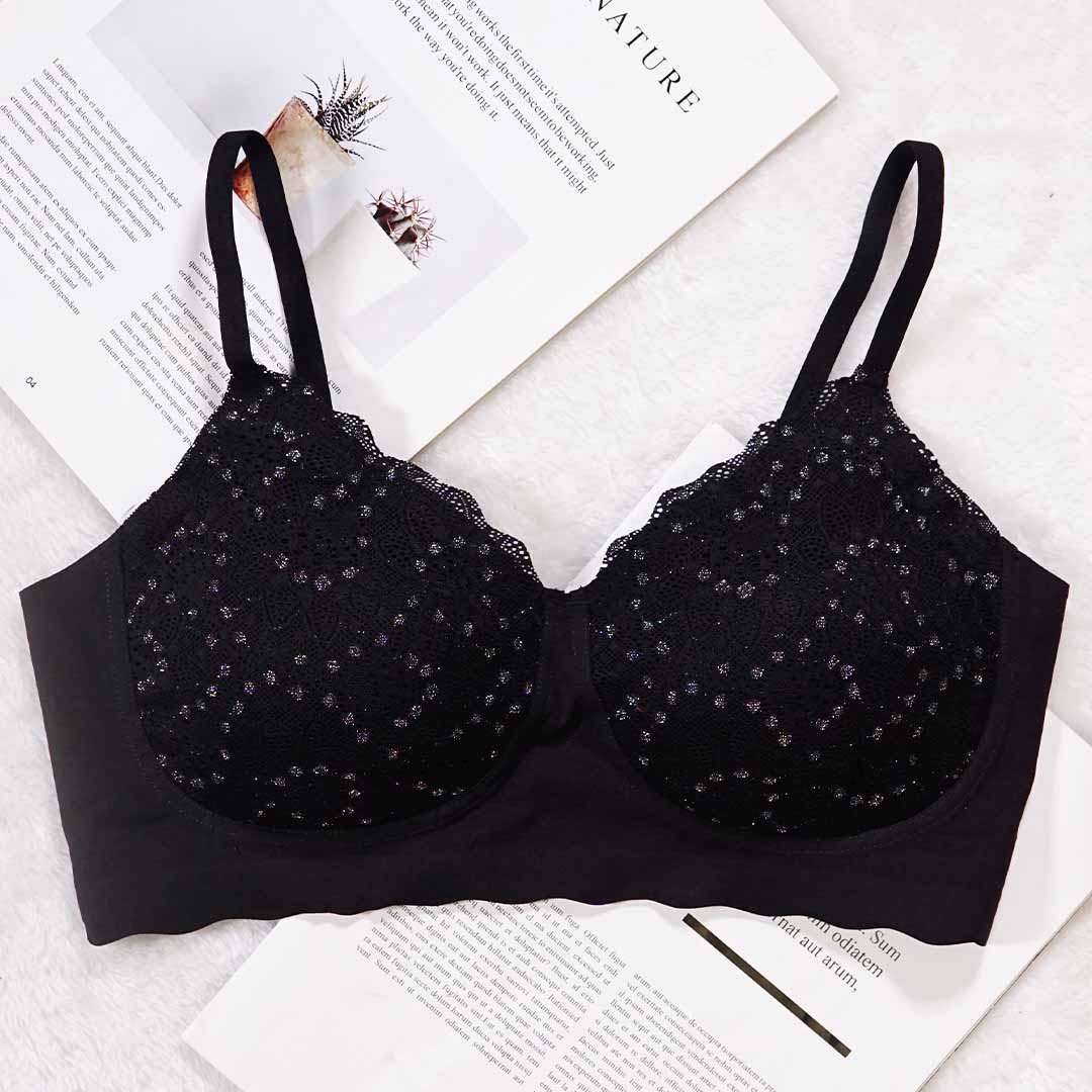 Relax Bra 晶瑩蕾絲吊帶無鋼圈睡眠休閒內衣