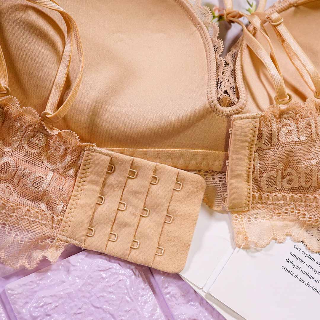 法式時尚蕾絲拼接可露肩帶性感靚靚無鋼圈內衣