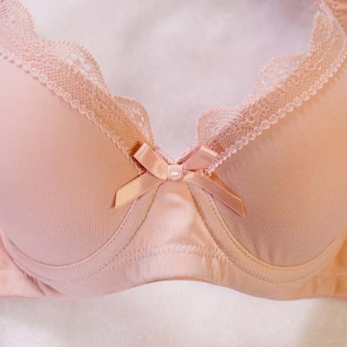 Lace Seductive Smooth-Finish Underwear - High Back Support