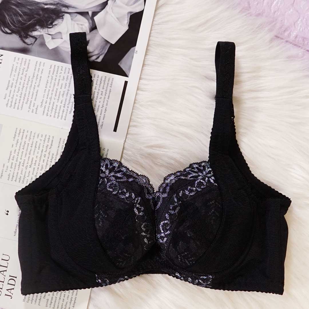 防止肩帶滑落-彈性延伸背片＋U型包覆 強托機能內衣