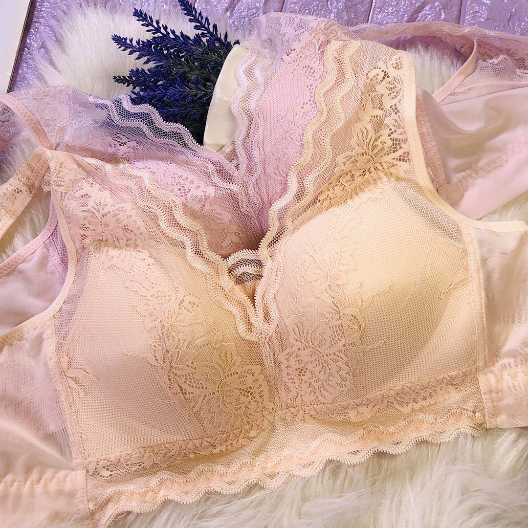 舒適超薄全罩杯大碼深V蕾絲無鋼圈內衣