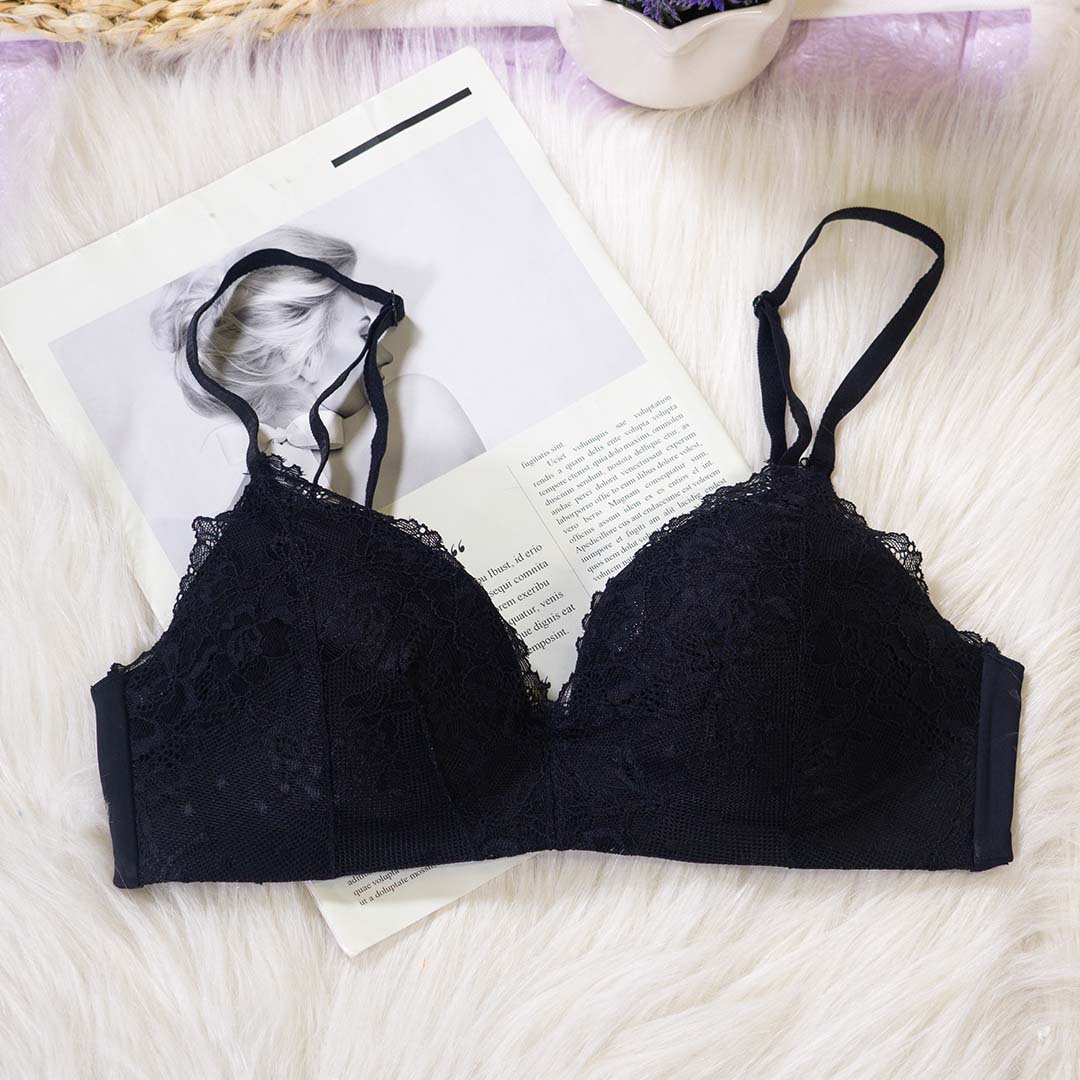 日系甜美可愛聚攏蕾絲無鋼圈內衣