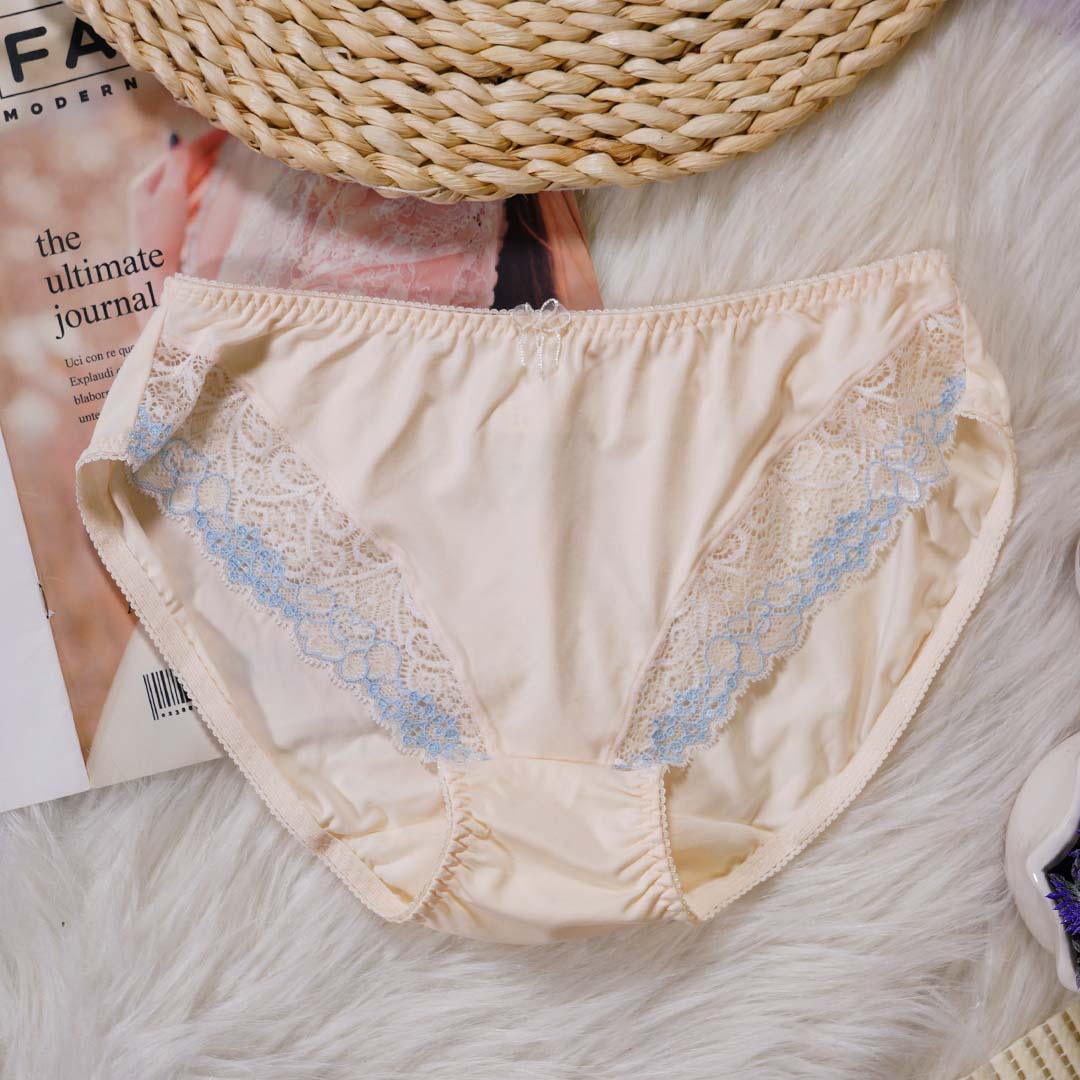 大罩杯大尺碼女孩調整型內衣配套內褲