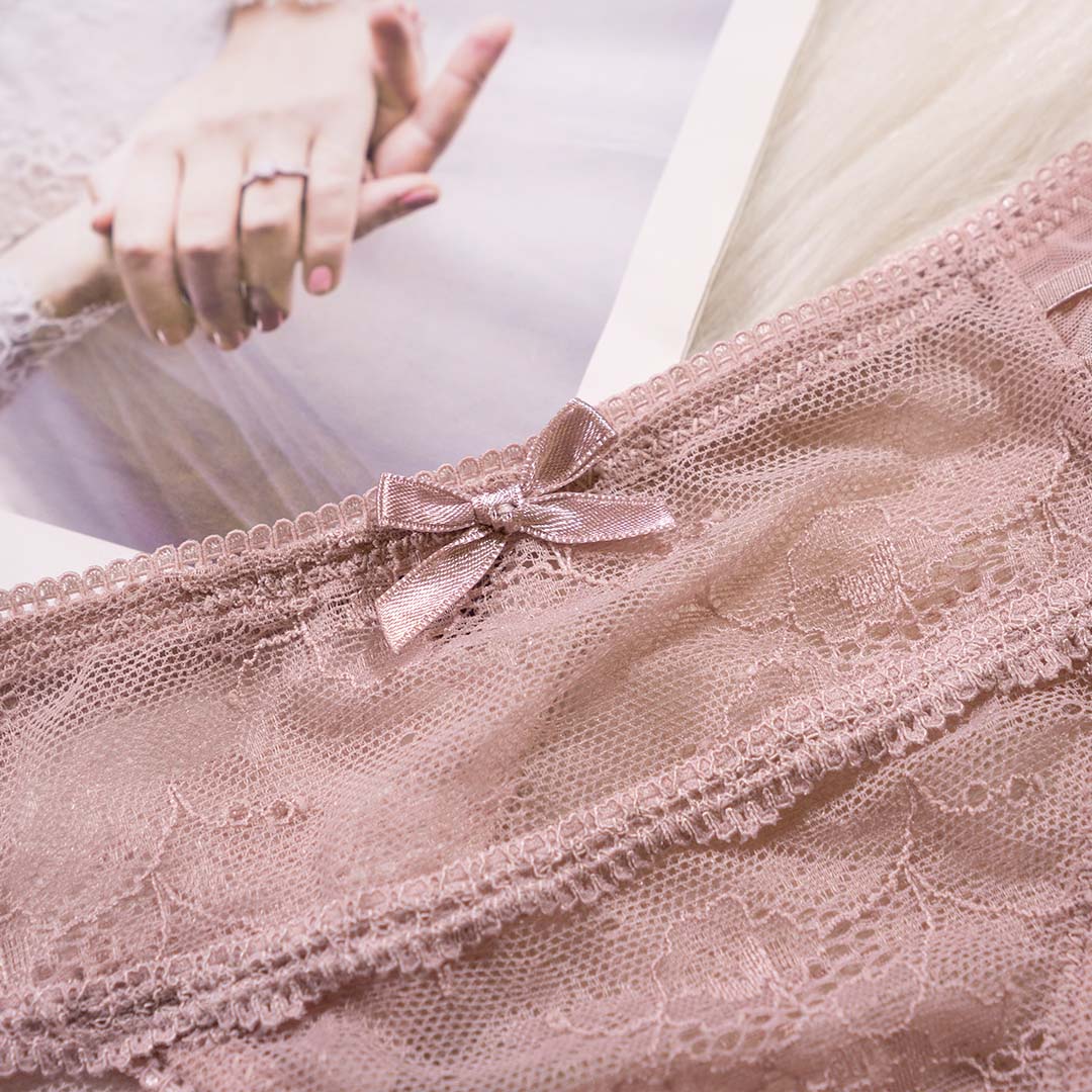 奢華性感包臀三角內褲