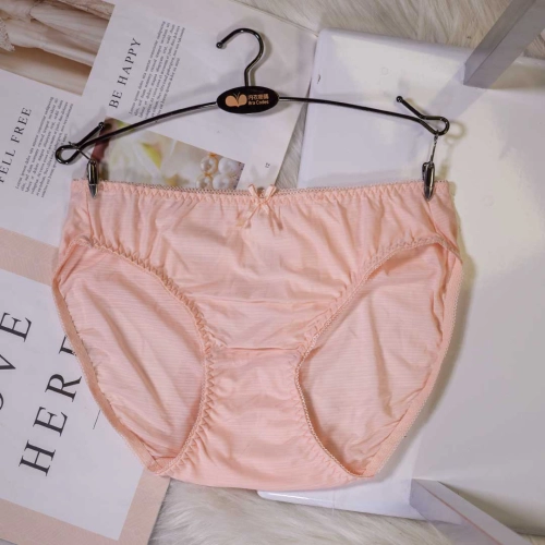 修副專享光滑面無痕*軟鋼圈*調整型內衣 配褲