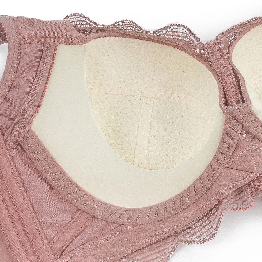 超包覆C容量，穩定不移位內加提托無銅圈調整型內衣