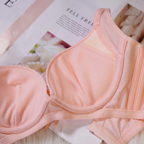 Exclusive smooth surface seamless * soft steel ring * adjustable undergarment for women