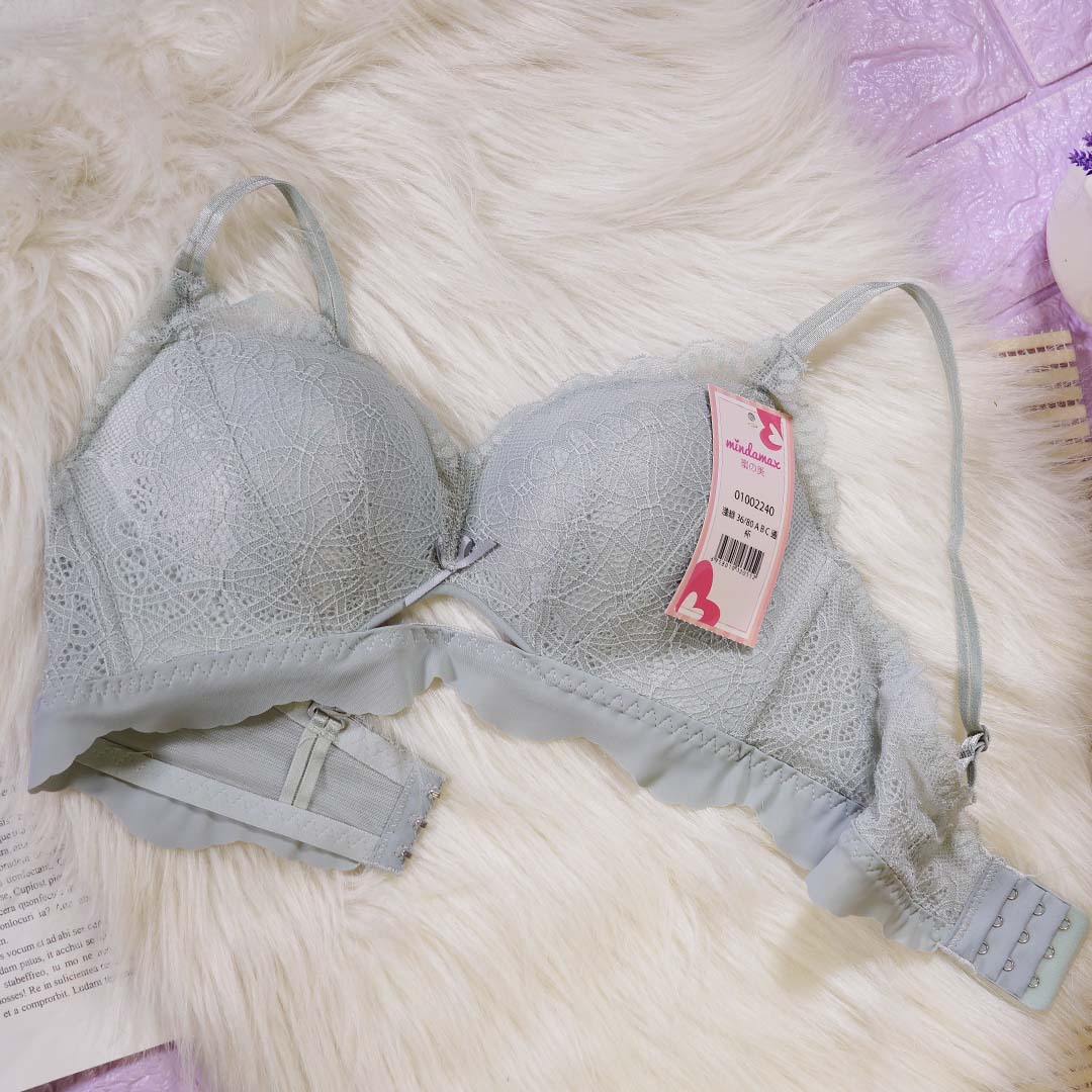 鏤空蝴蝶雞心小性感&甜美蕾絲集中聚攏無鋼圈內衣