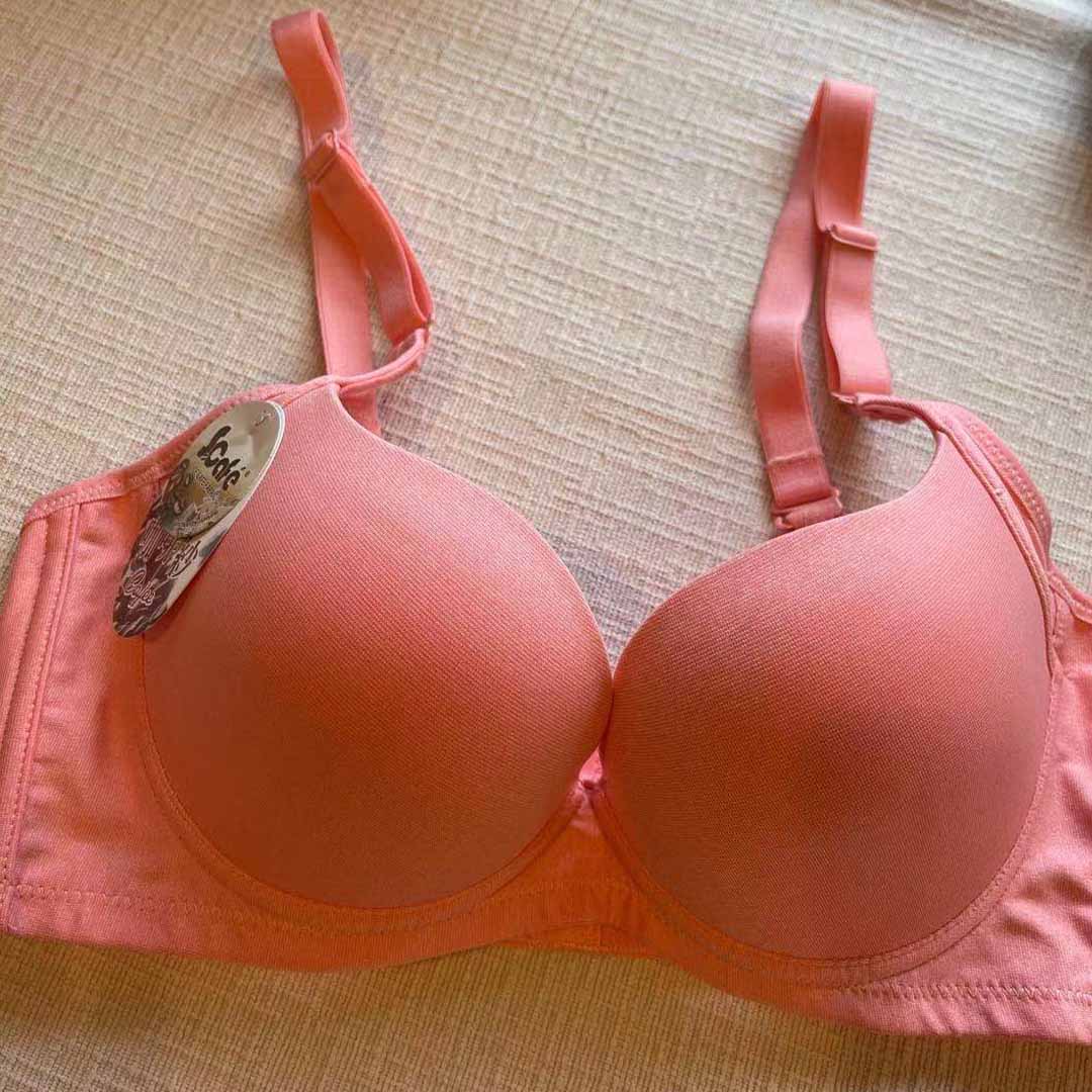 素面咖啡紗吸濕排汗無痕 T－Shirt Bra