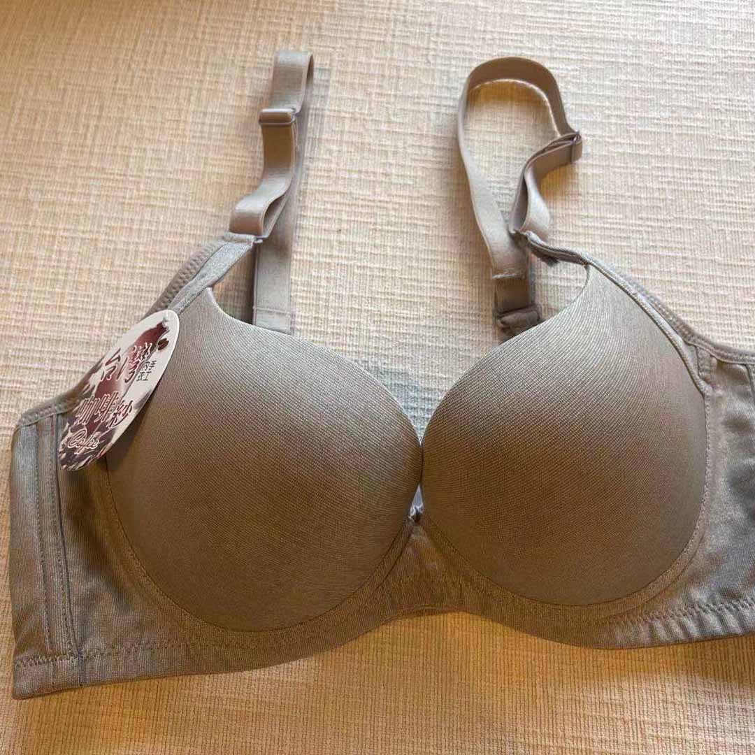 素面咖啡紗吸濕排汗無痕 T－Shirt Bra