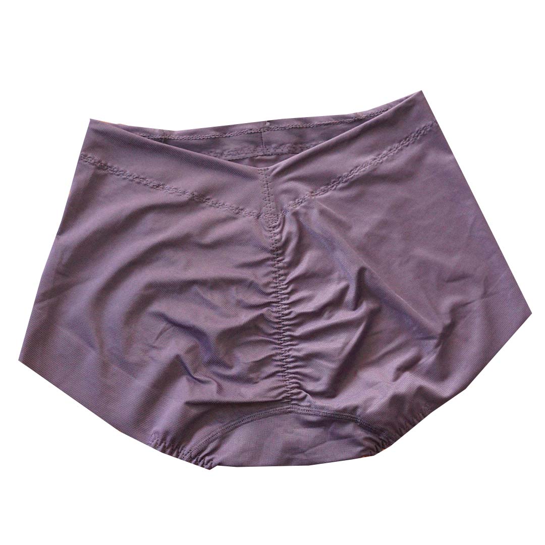 自信全包覆素面無痕機能內衣 配套內褲