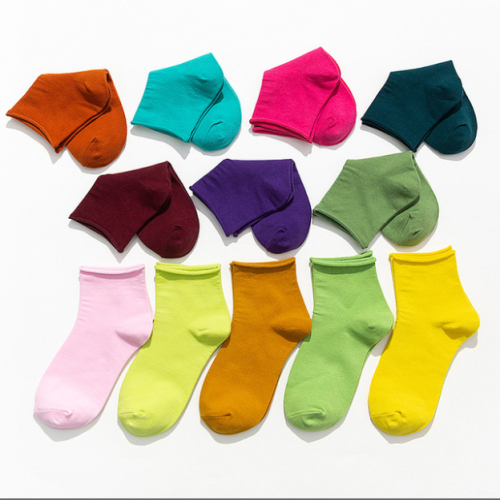 馬卡龍色卷邊中筒精棉透氣襪