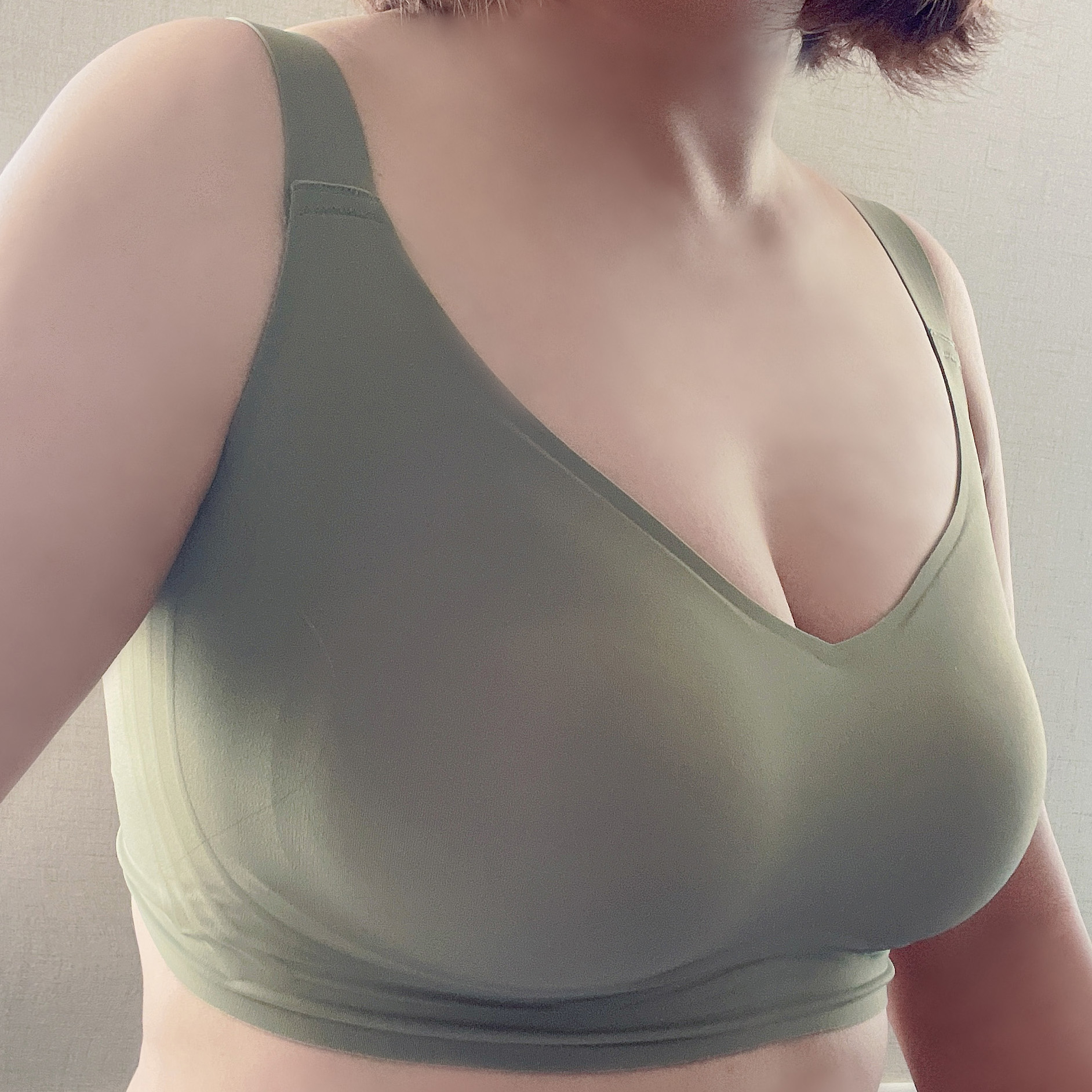 UPUP BRA 無痕無鋼圈上托聚攏多功能調整型內衣-無感BRA