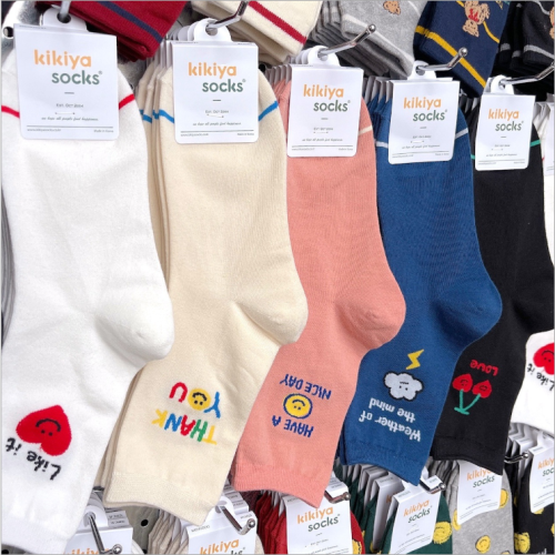 kikiya韓國笑臉字母校園風長筒襪