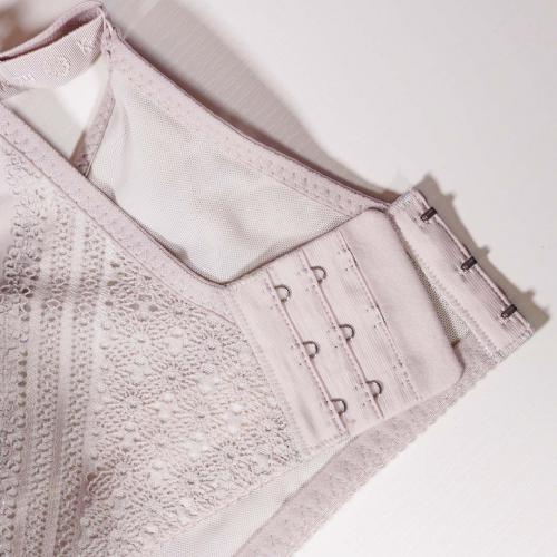 Romantic yet sensual, exuding confidence and beauty - Soft steel band