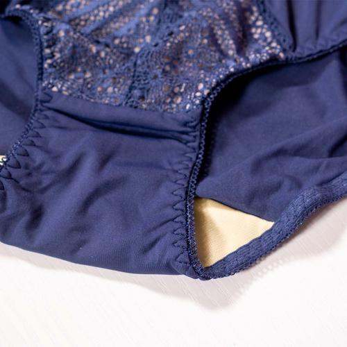 Romantic and sexy, supporting confident beauty - Soft steel ring matching underwear