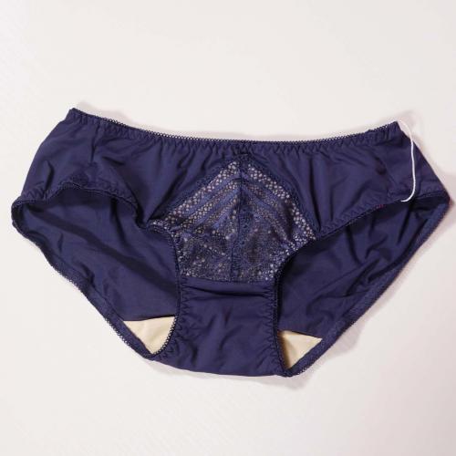 Romantic and sexy, supporting confident beauty - Soft steel ring matching underwear