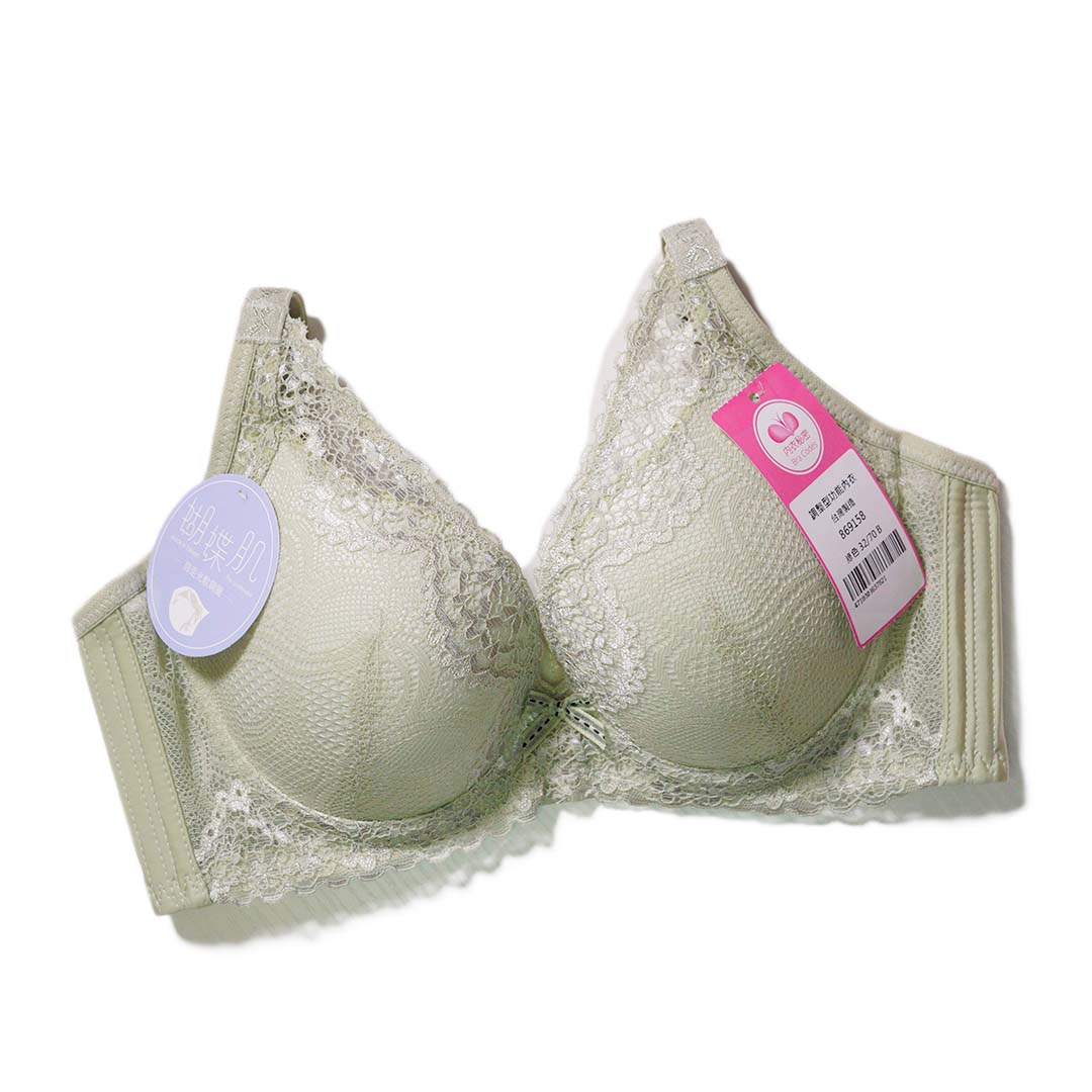 最新純色時代一著就有胸調整型內衣-專治小胸 蝴蝶肌位矯正型內衣