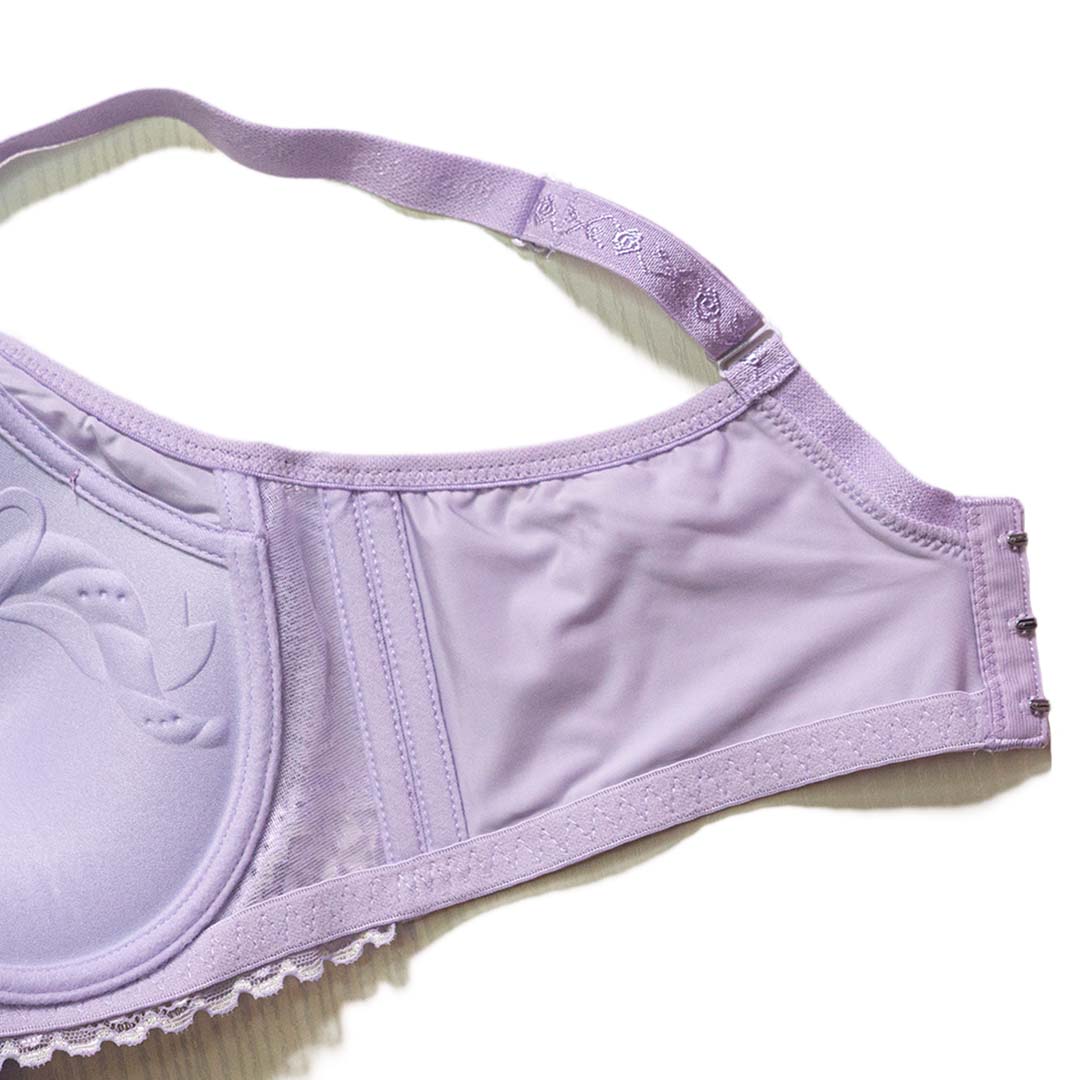 最新純色時代一著就有胸調整型內衣-專治小胸 蝴蝶肌位矯正型內衣