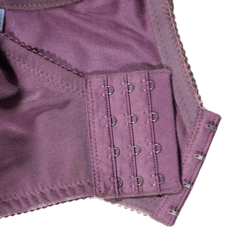 Relieving-pressure wide-shoulder full-cup high-adjustment undergarment