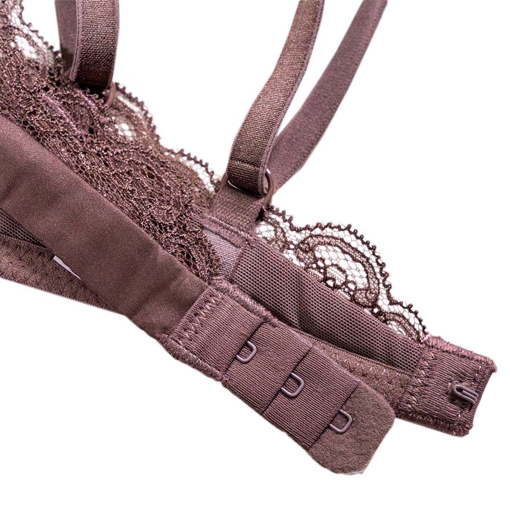 輕薄舒適單排釦無痕蕾絲中厚三角杯內衣