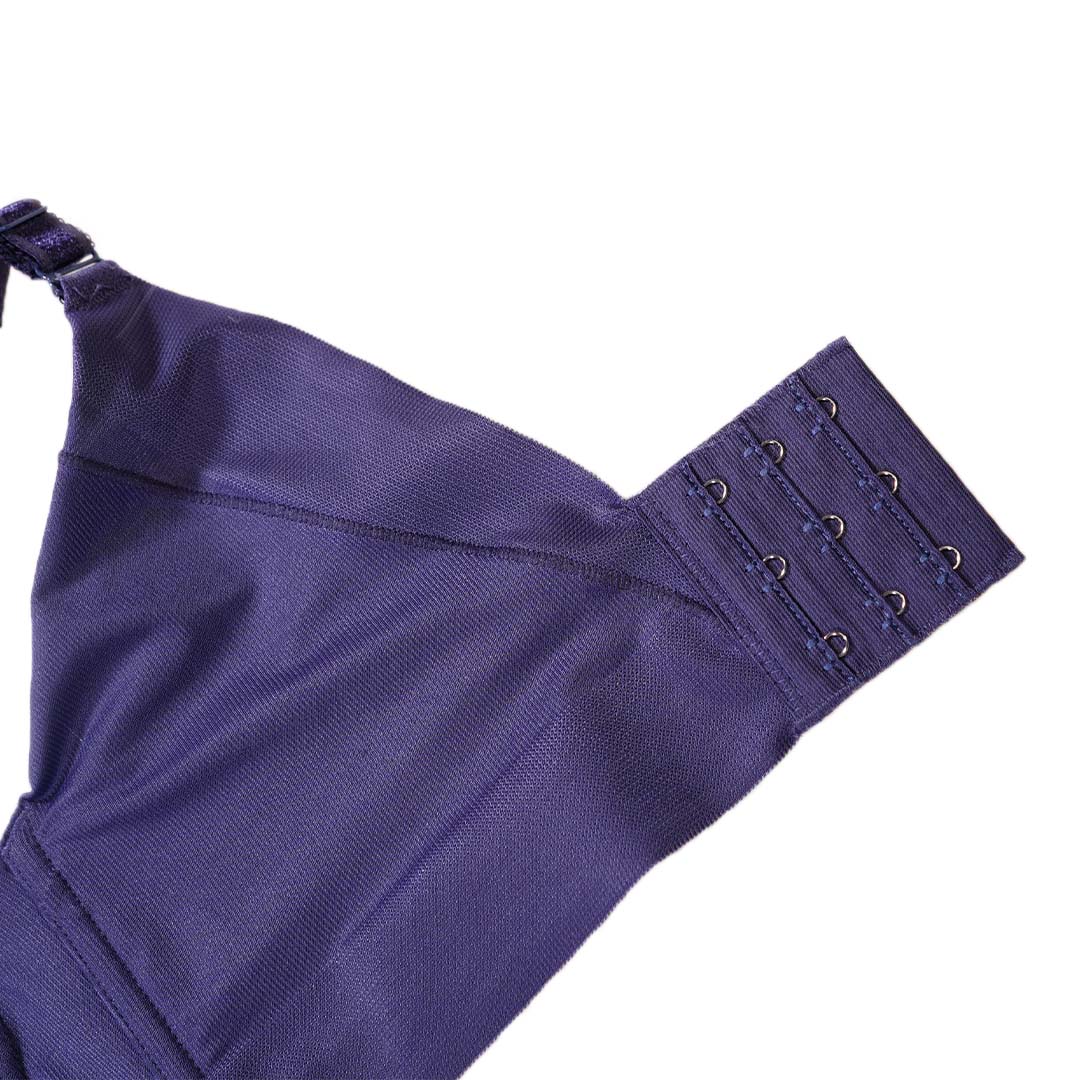 自信全包覆素面無痕機能內衣 專業養脂術系列